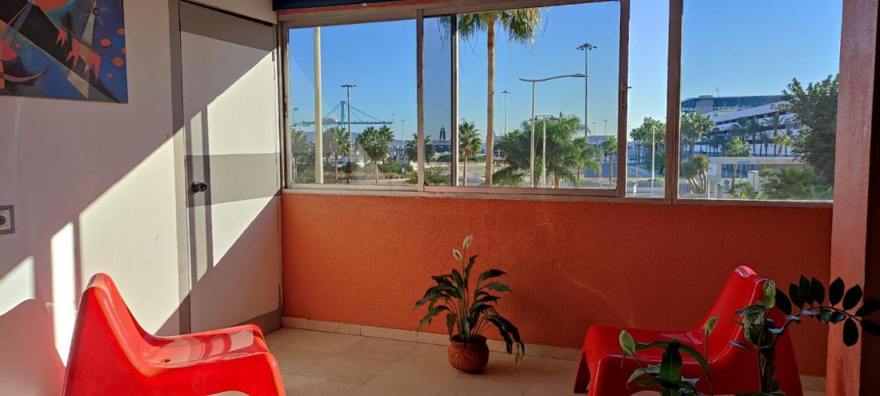 Hostel Puerto アルヘシラス エクステリア 写真